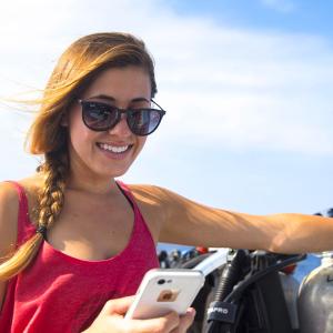 幸运飞行艇手机彩票开奖网 App